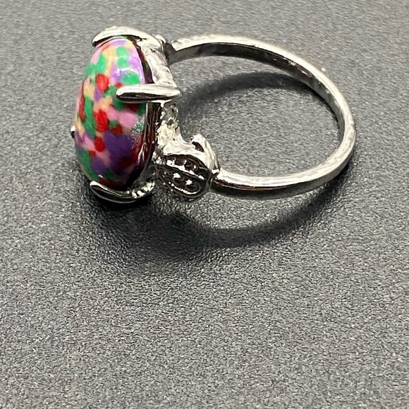 Item 185 Muti Colored Gem Ring Sz 6 - Picture 3 of 4